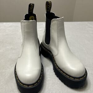 Dr Martens Boots Women’s Size 6 Quad Chelsea White Leather Platform 2976 Airwair